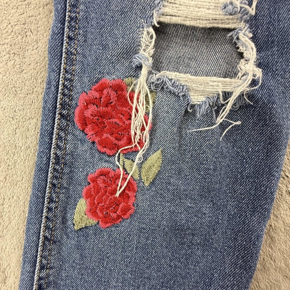 Hollister High Rise Slim Straight Jeans Women 0R Distressed Rose Embroidered Y2K - Picture 11 of 16